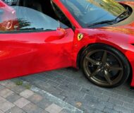 замена аккумулятора Ferrari