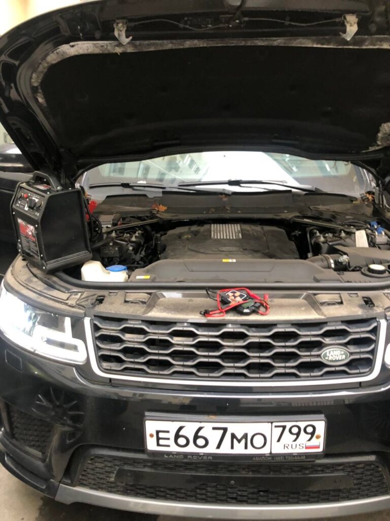 Прикурить Range Rover